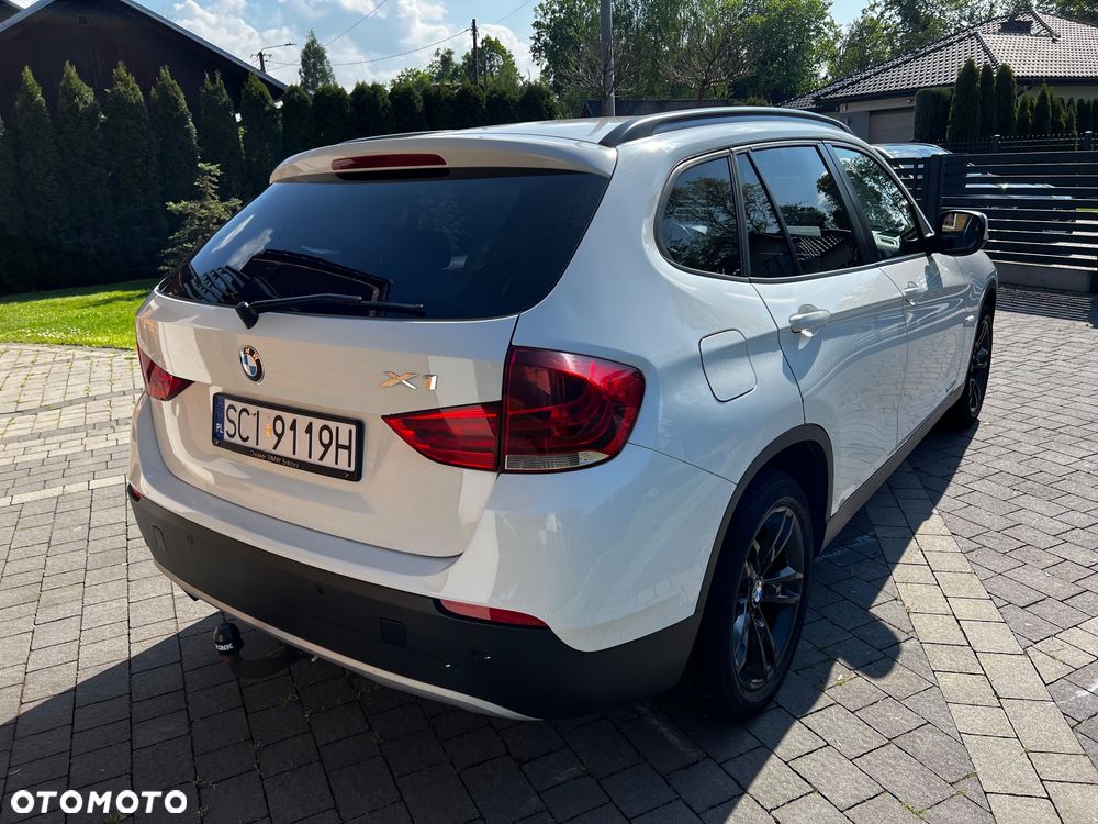 BMW X1 xDrive20d - 10
