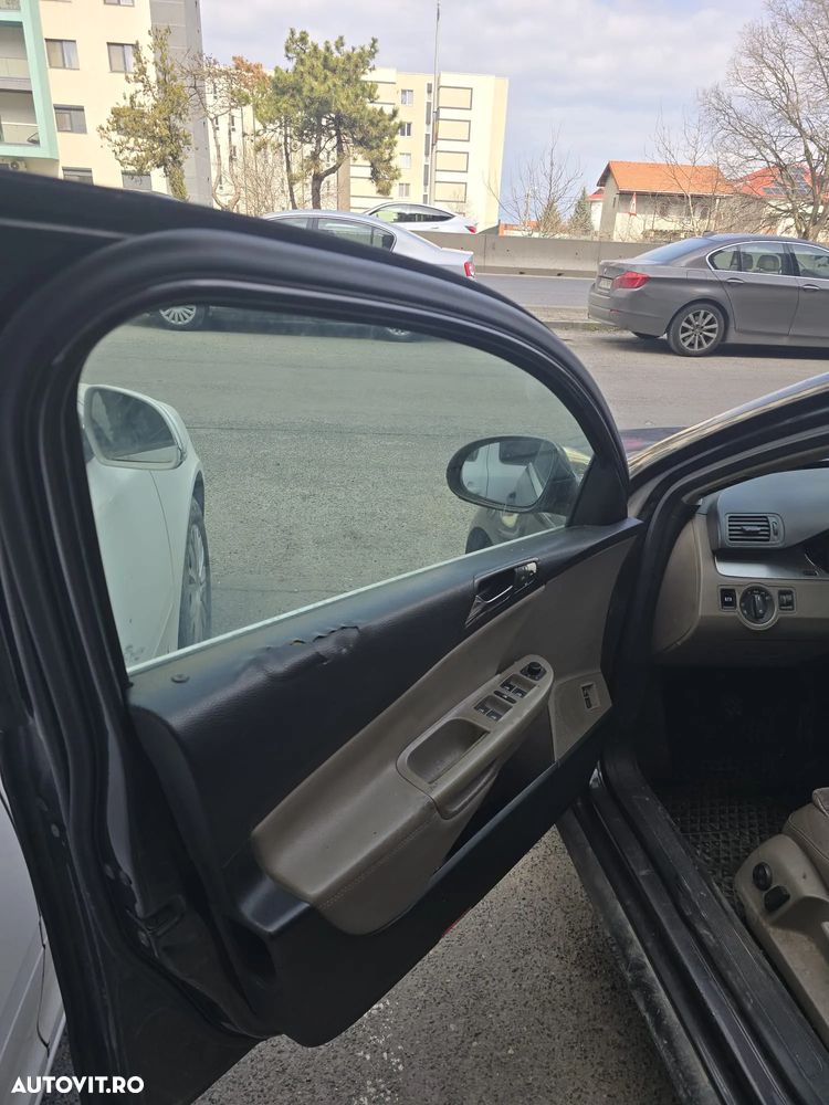 Volkswagen Passat 2.0 TDI Highline - 5