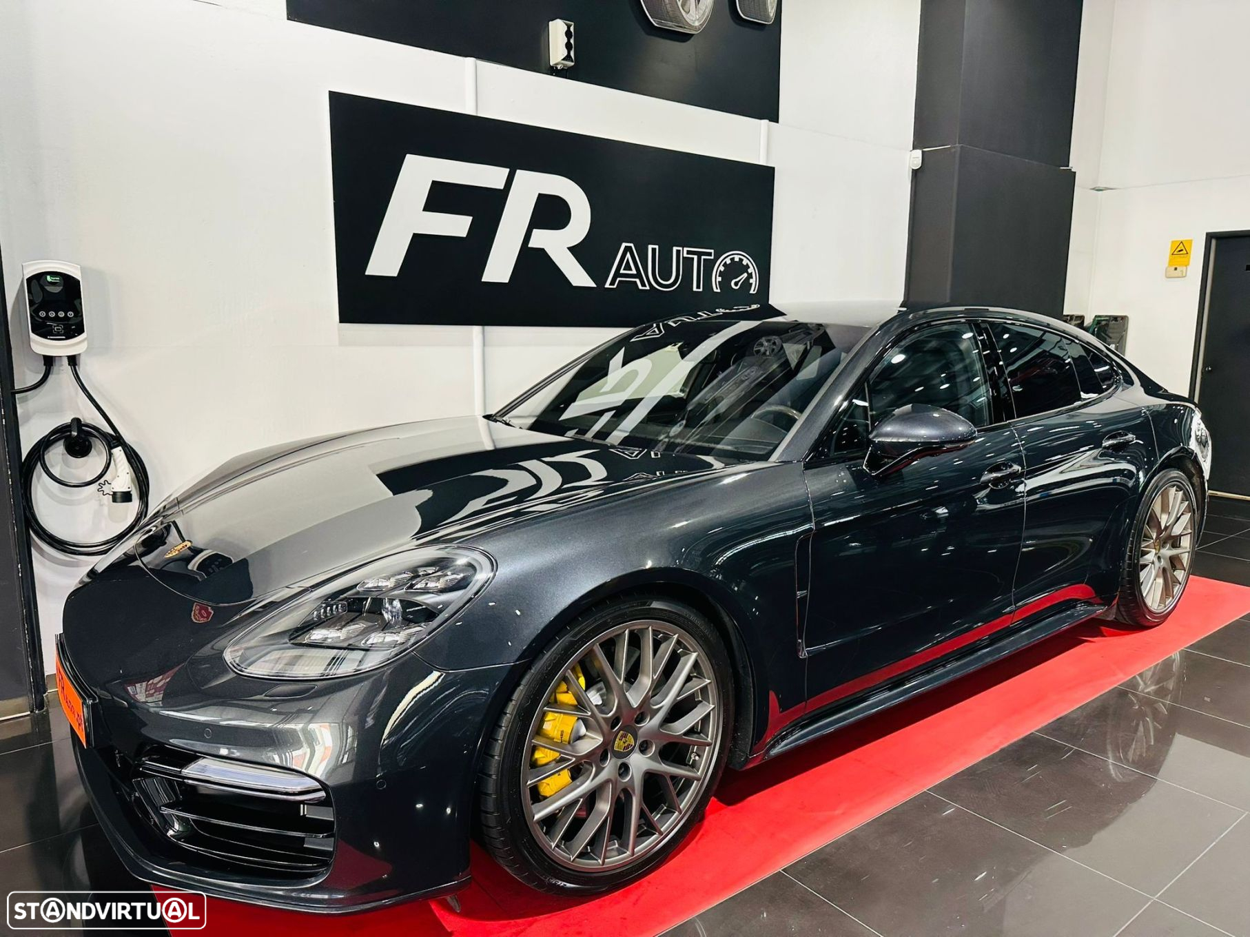 Porsche Panamera Turbo - 3