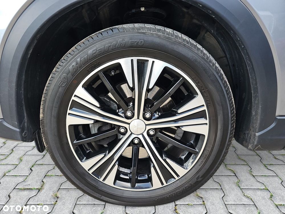 Mitsubishi Eclipse Cross - 10