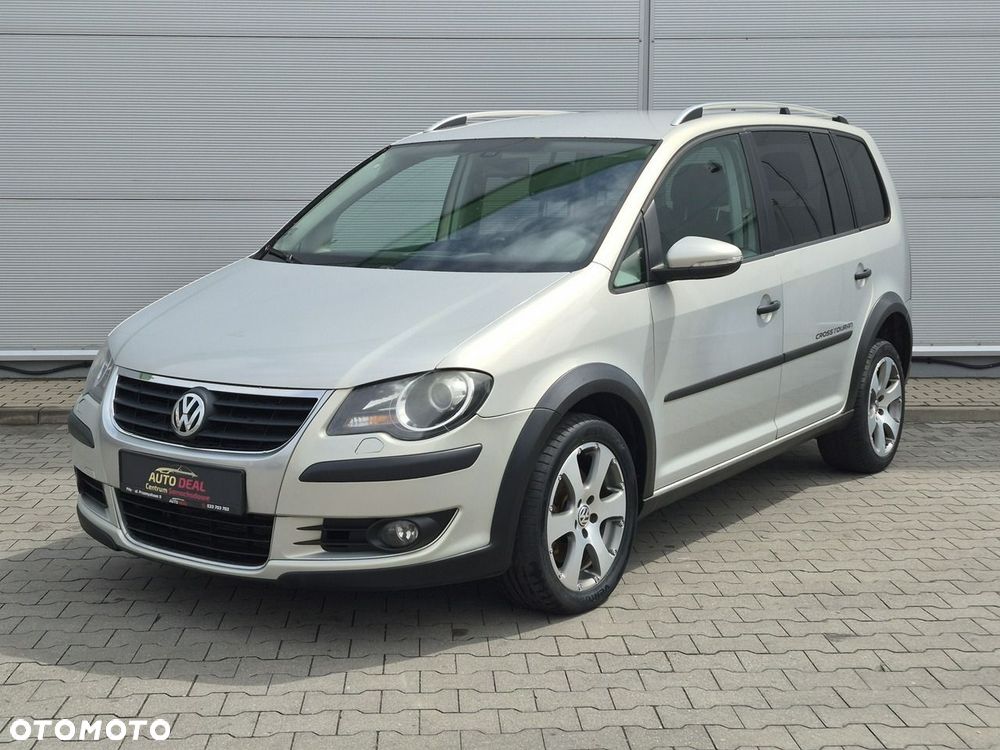 Volkswagen Touran - 6