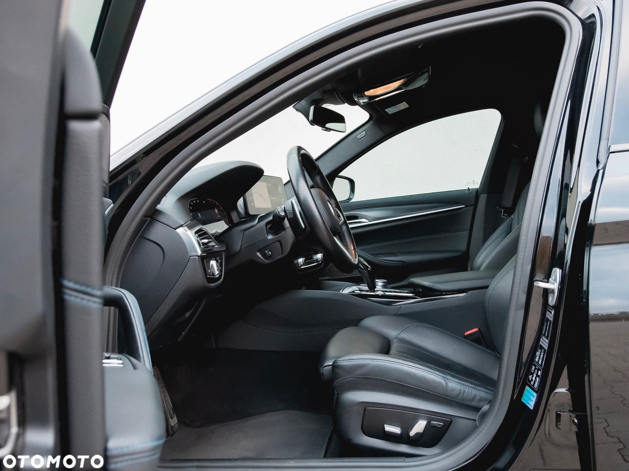 BMW Seria 5 530i xDrive M Sport sport - 30