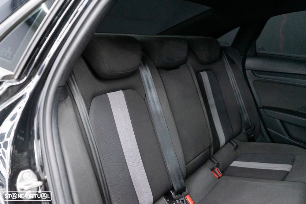 Audi A3 Limousine 35 TDI S tronic S line - 8