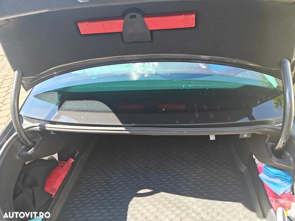 Volkswagen Passat 2.0 TDI 4Motion Comfortline - 12