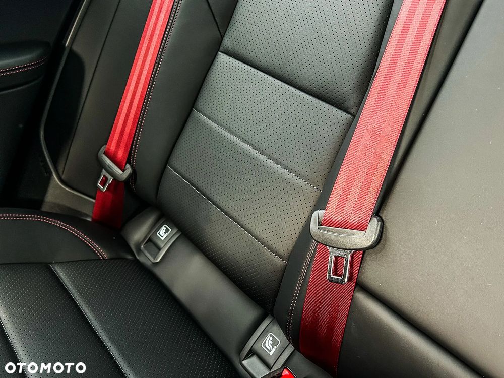 Porsche Macan Turbo 100kWh - 26