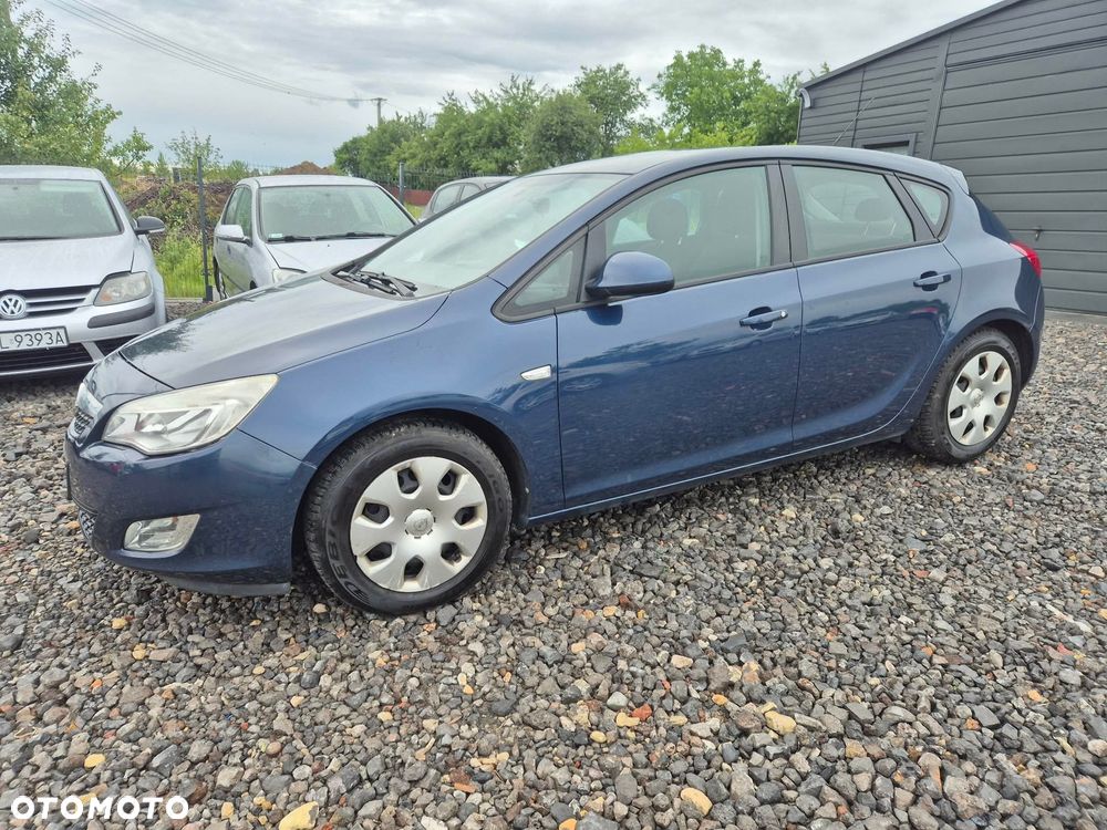 Opel Astra 1.6 Essentia - 7