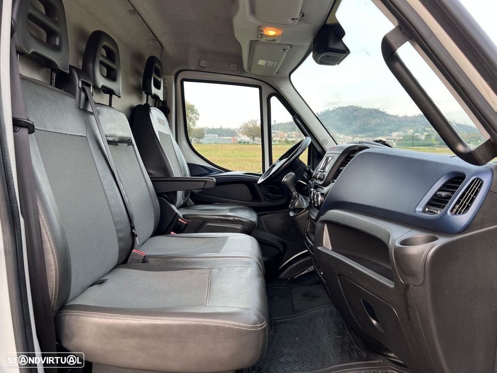 Iveco Daily 2.3 35S14 - 14