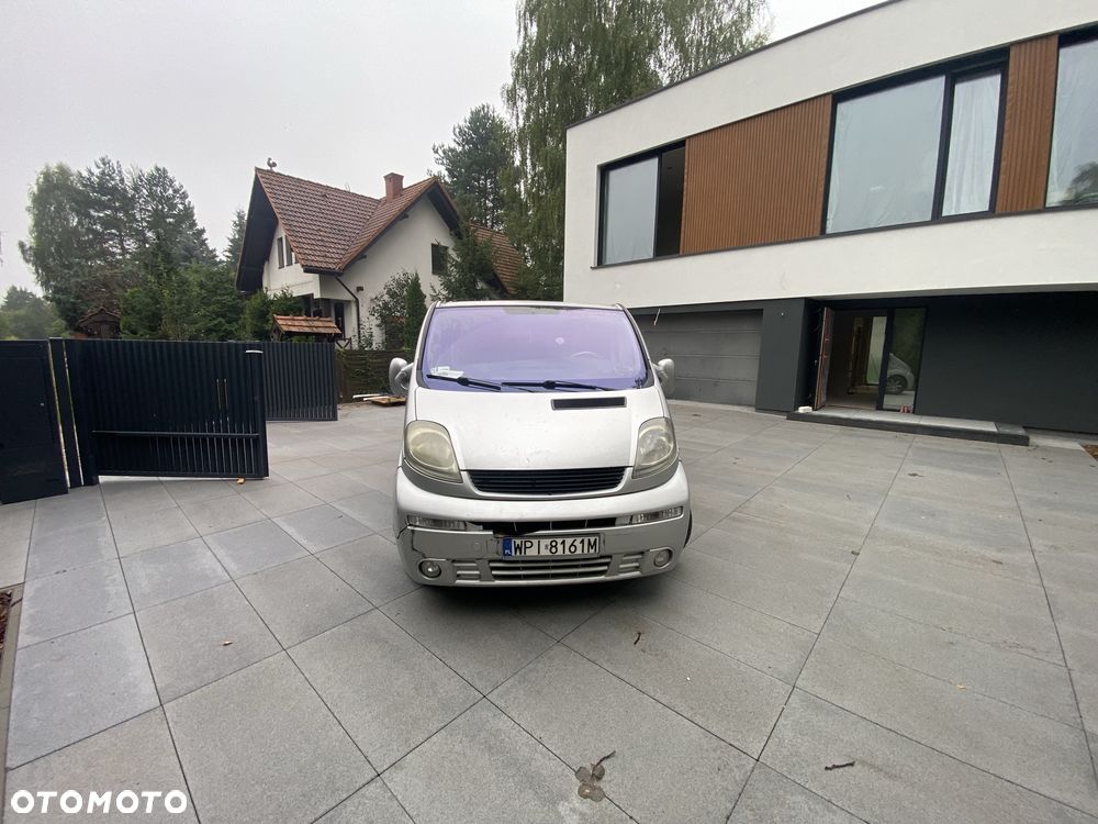 Opel Vivaro - 1