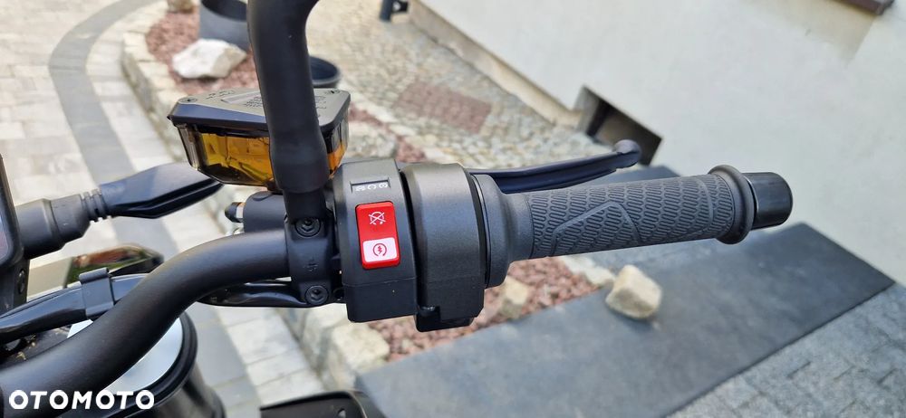 KTM Duke 790 - 9
