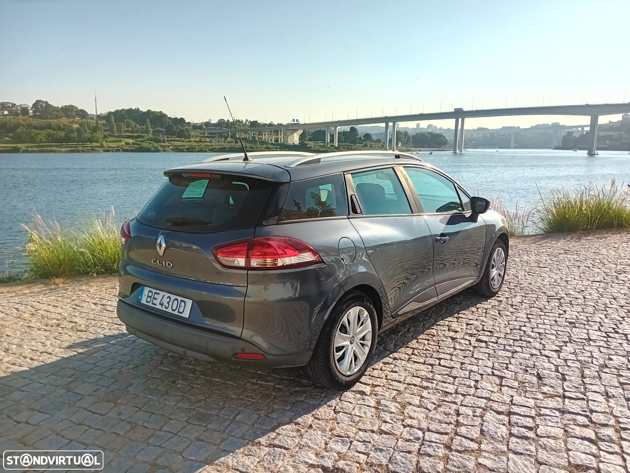Renault Clio Sport Tourer 1.5 dCi Limited EDition - 23