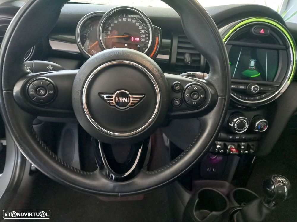 MINI 3 Portas - 12