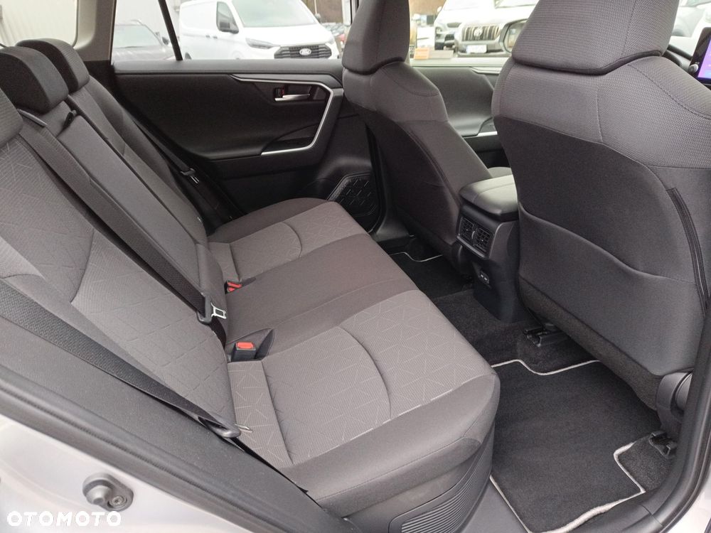 Toyota RAV4 - 23