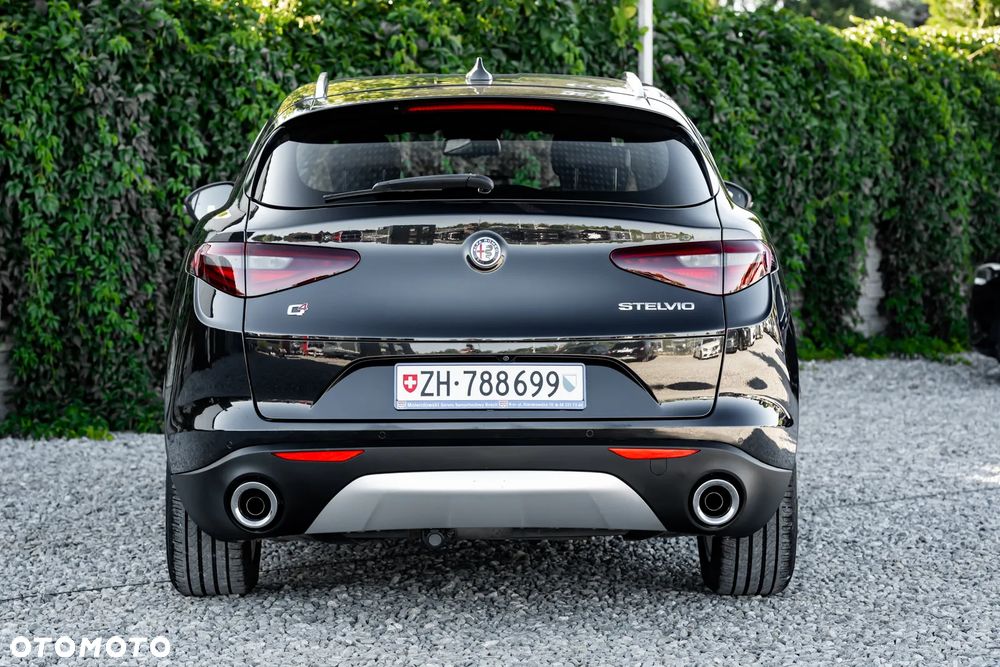 Alfa Romeo Stelvio 2.2 16V AT8-Q4 Executive - 12