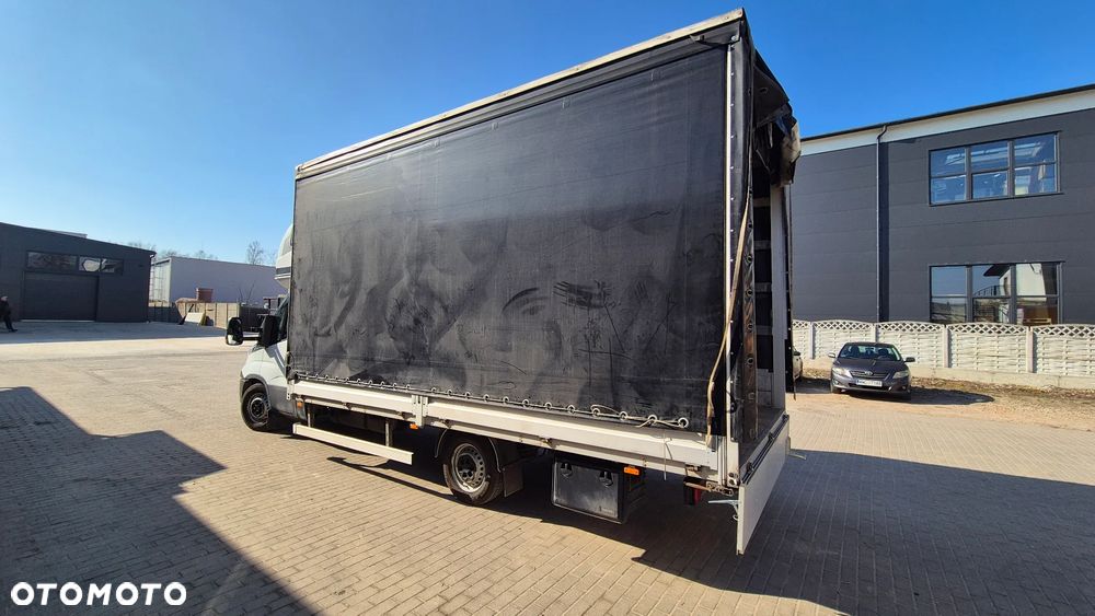 Iveco Daily 35S18 - 18