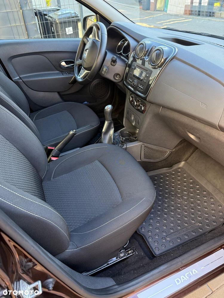 Dacia Logan 0.9 TCe Laureate S&S - 6