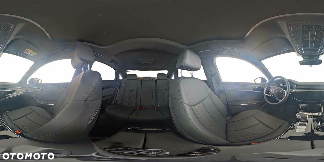 Audi A8 - 7