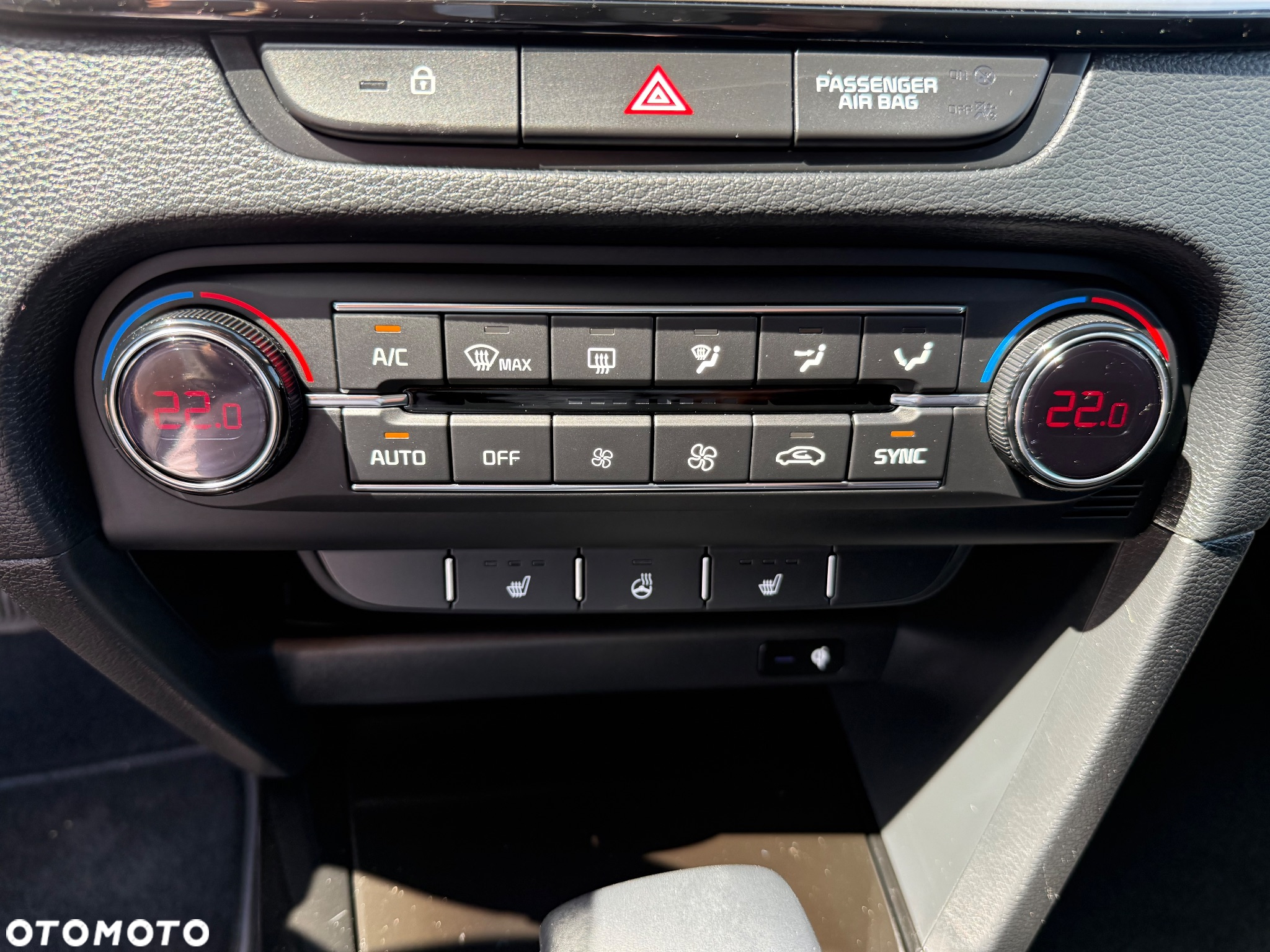 Kia Ceed SW 1.4 T-GDI DCT OPF Platinum Edition - 9