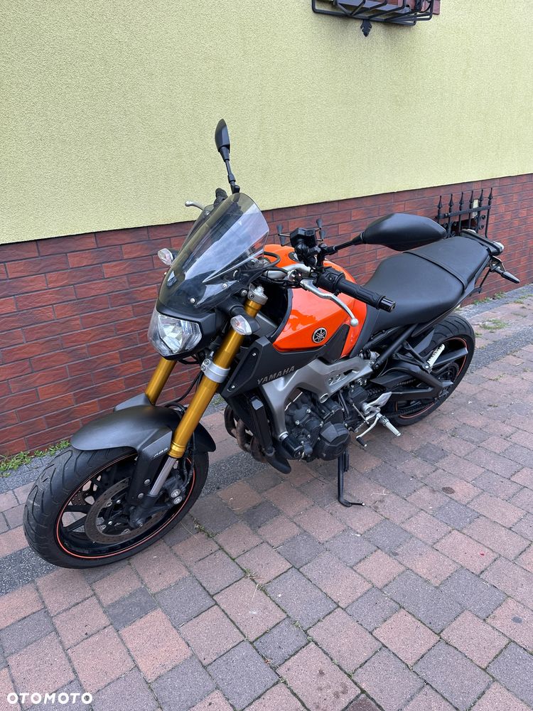 Yamaha MT - 5