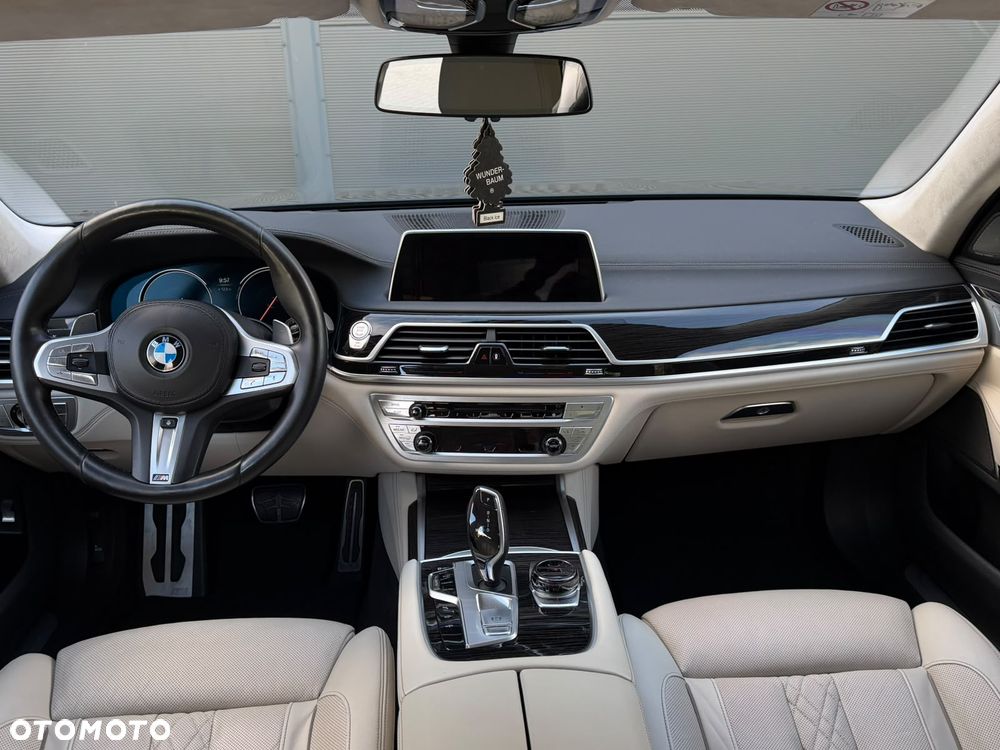 BMW Seria 7 - 19