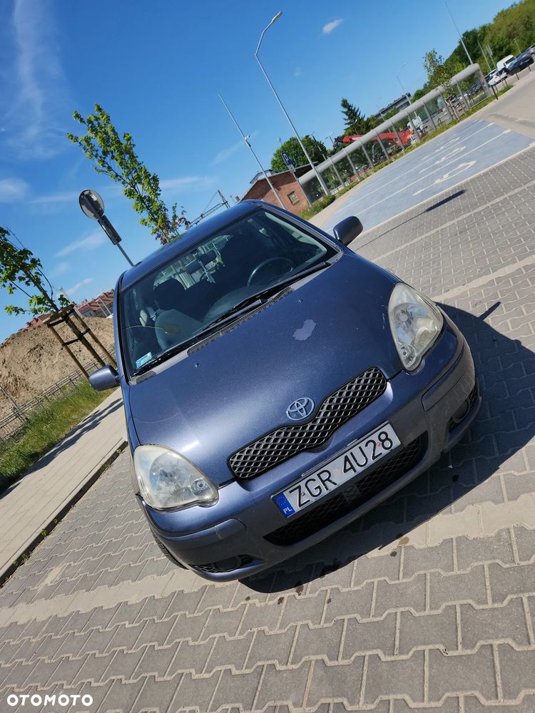 Toyota Yaris 1.0 Sol - 2