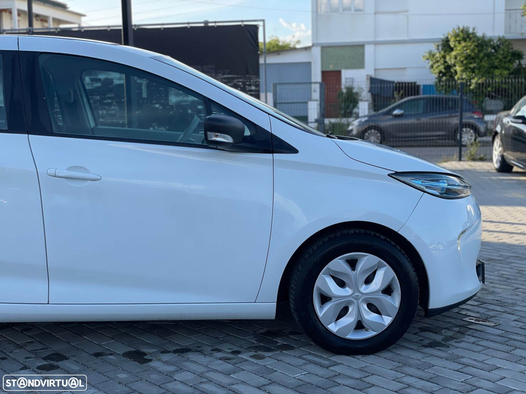 Renault Zoe (c/ Bateria) Life 40 Q90 - 9