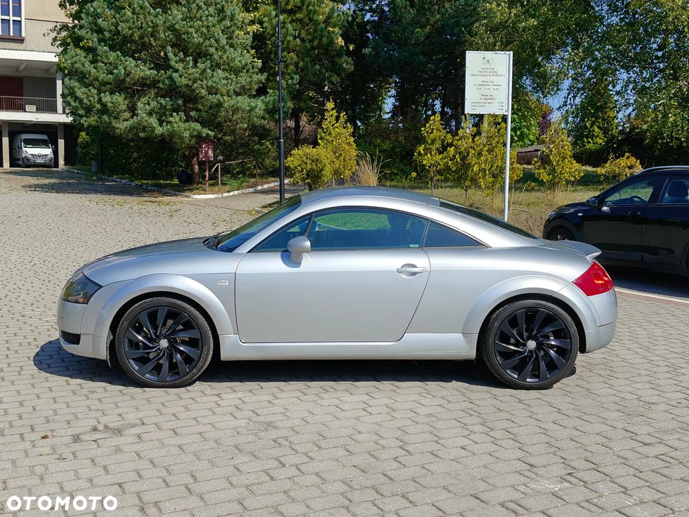 Audi TT Coupé 1.8 T quattro - 22