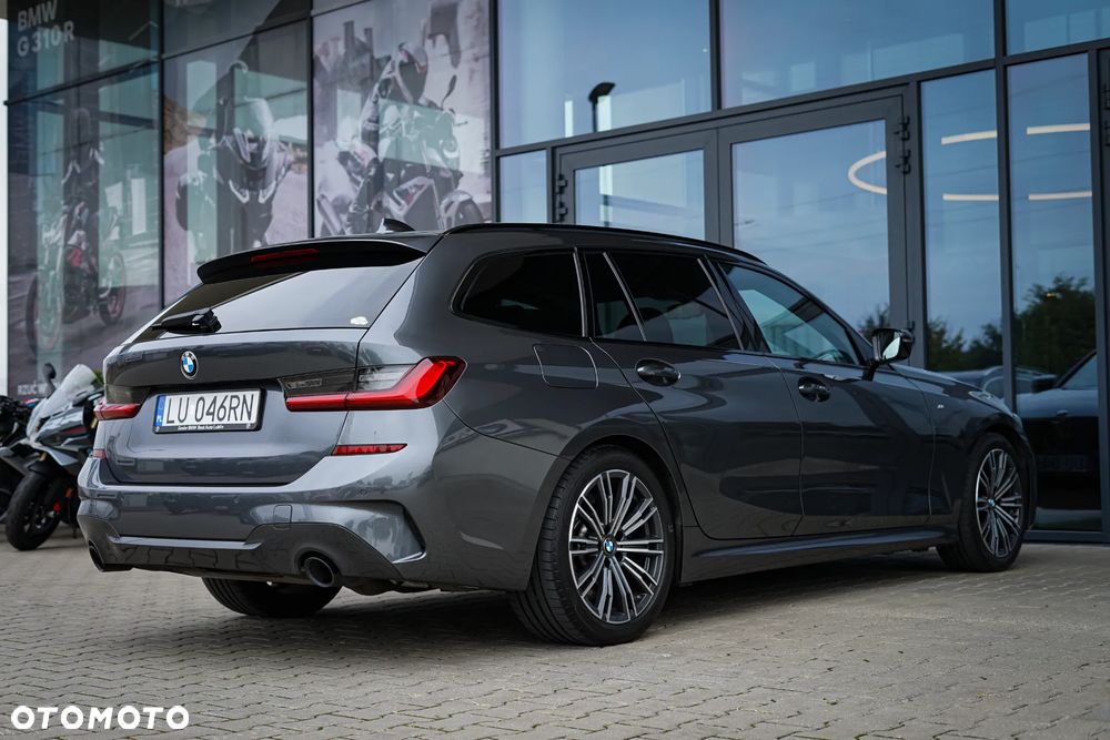 BMW Seria 3 330i M Sport sport - 5