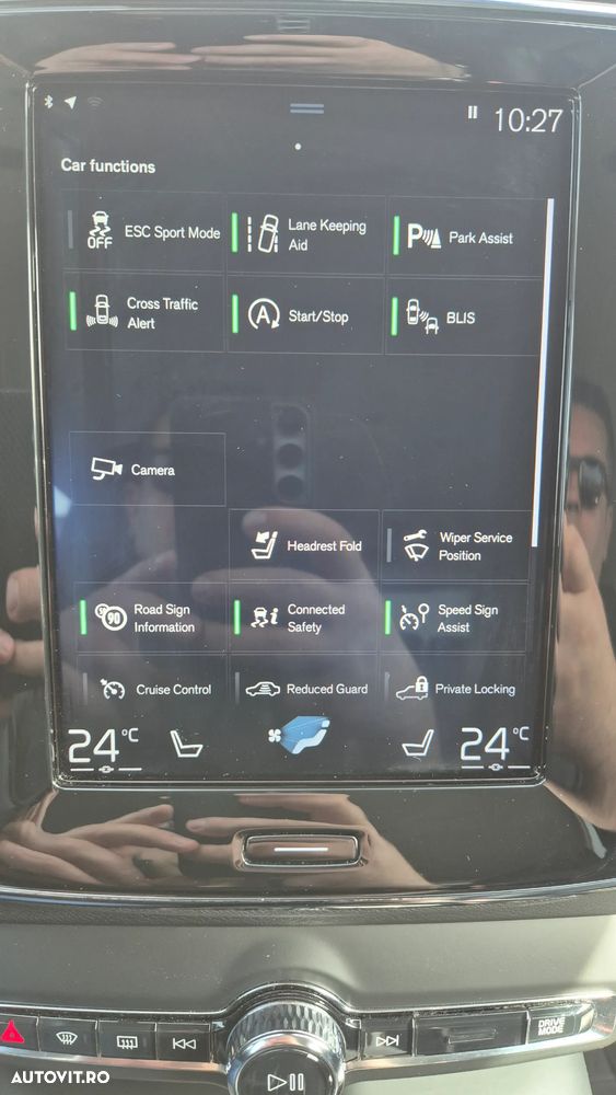 Volvo XC 40 D4 AWD Momentum Pro - 30