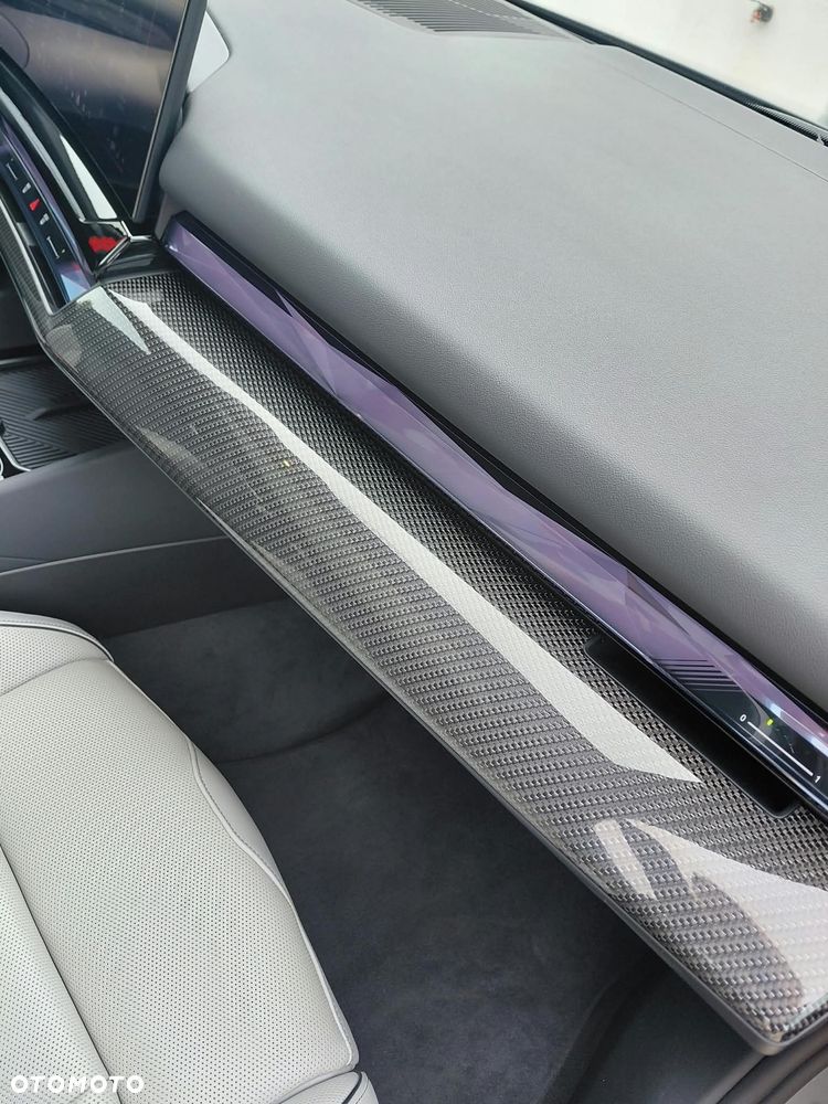 BMW M5 Standard - 24