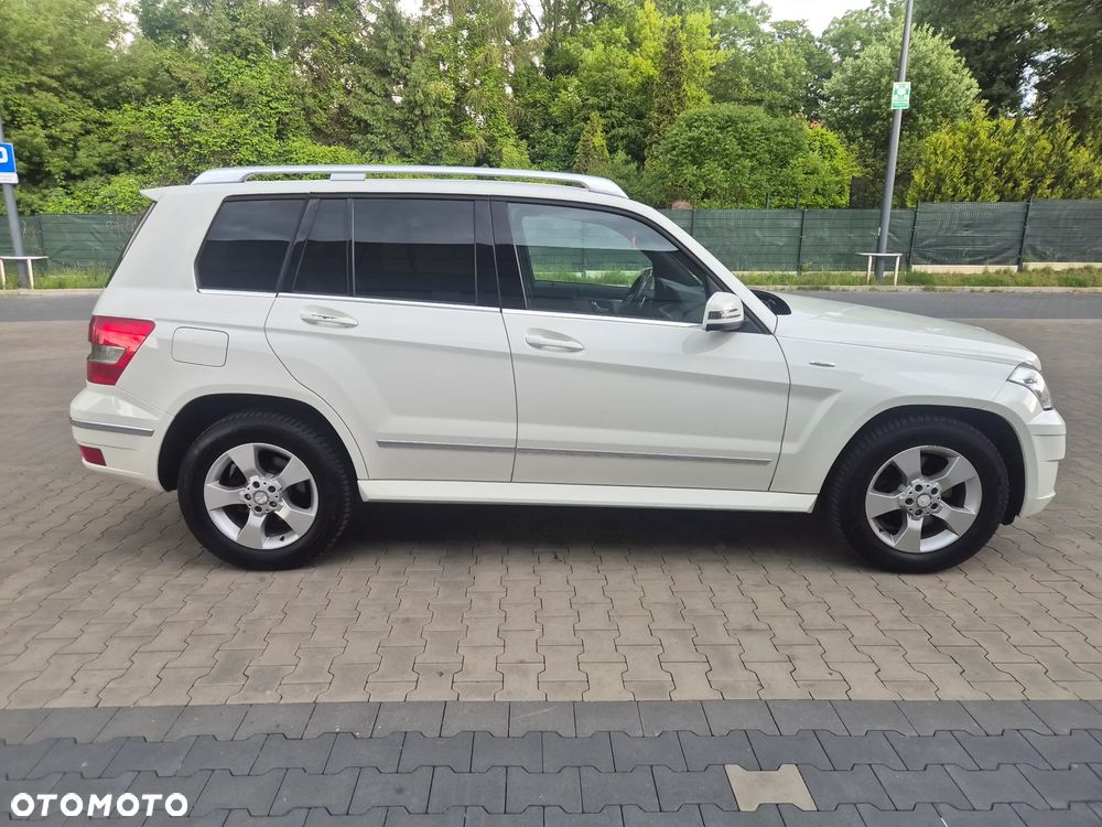 Mercedes-Benz GLK 220 CDI DPF 4Matic BlueEFFICIENCY 7G-TRONIC Edition 1 - 3