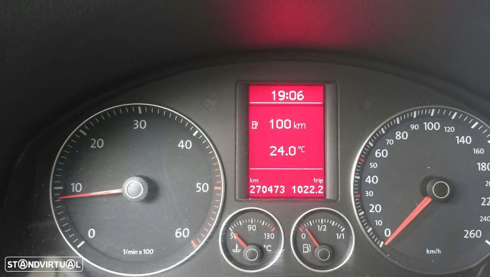 VW Jetta 1.9 TDi Confortline - 21