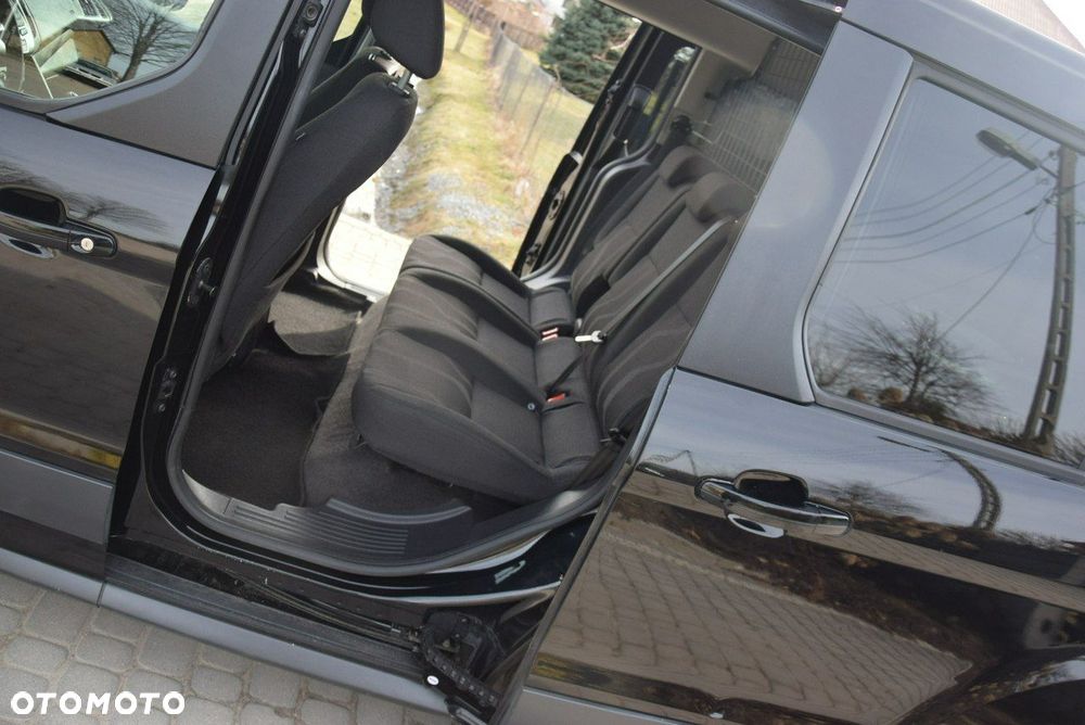 Ford Tourneo Connect 1.6 TDCi Trend - 26