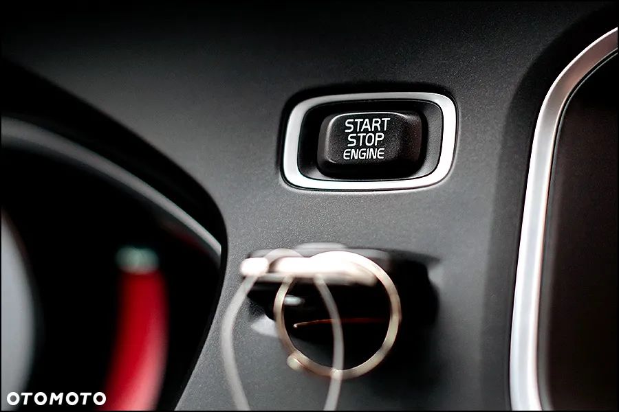 Volvo V40 D2 Summum - 29