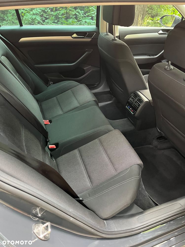 Volkswagen Passat 2.0 TDI BMT Comfortline DSG - 14