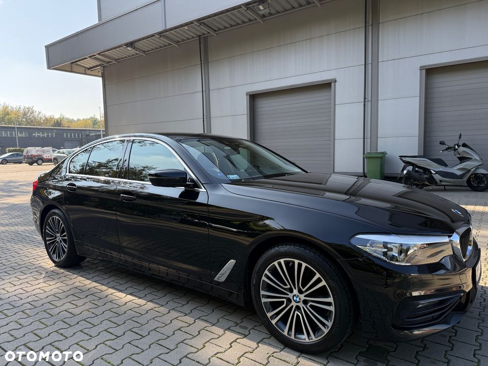 BMW Seria 5 518d Sport Line - 7