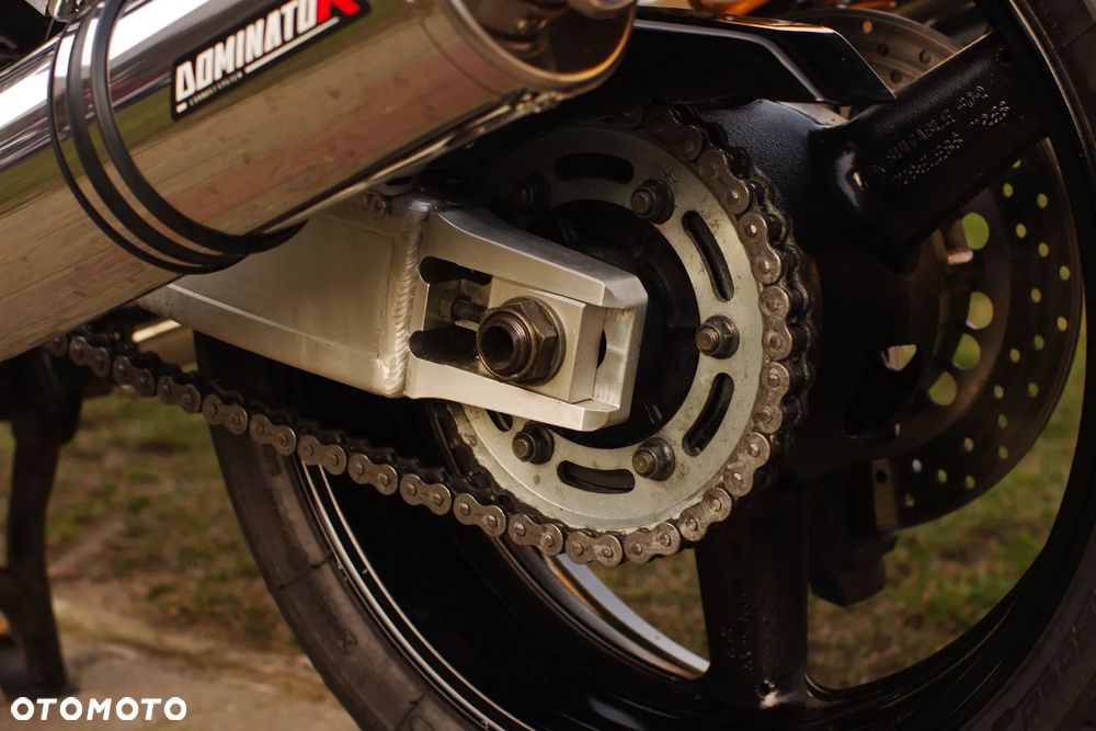 Yamaha XJR - 24