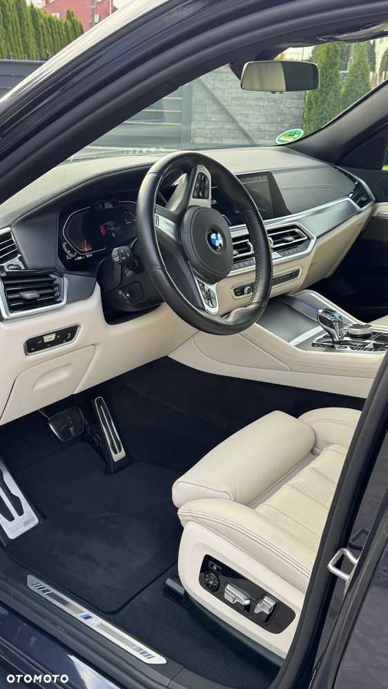 BMW X6 xDrive30d - 10