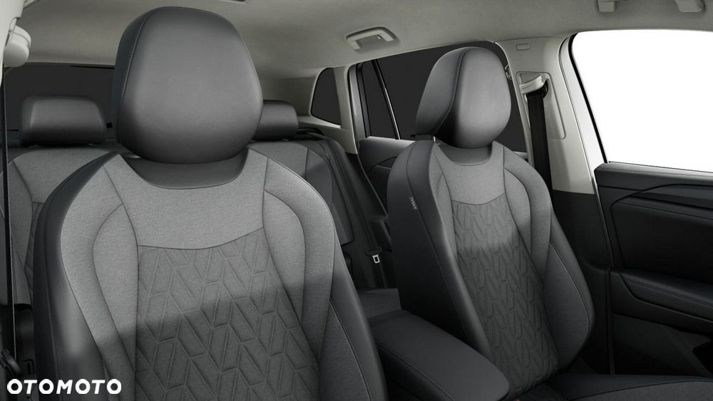 Volkswagen Tiguan - 11