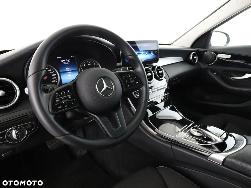 Mercedes-Benz Klasa C 300 de 9G-TRONIC Avantgarde - 16