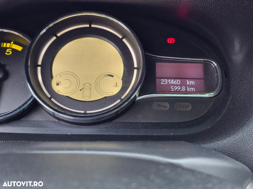 Renault Megane ENERGY dCi 110 EDC BOSE EDITION - 12