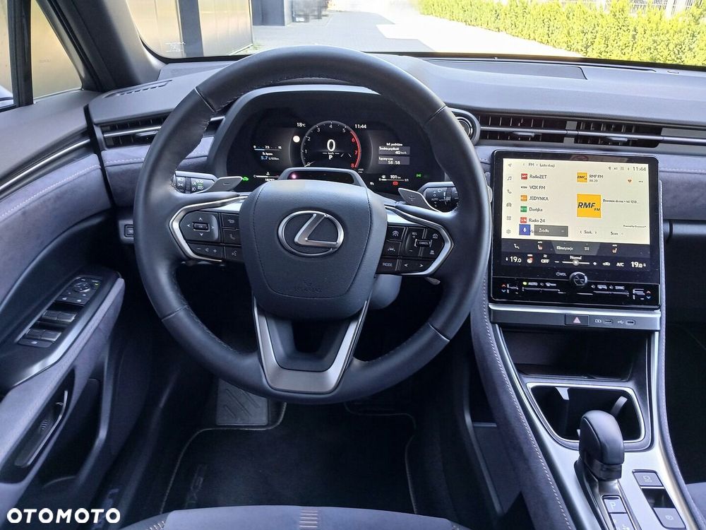Lexus LBX 1.5 Hybrid Cool AWD - 28
