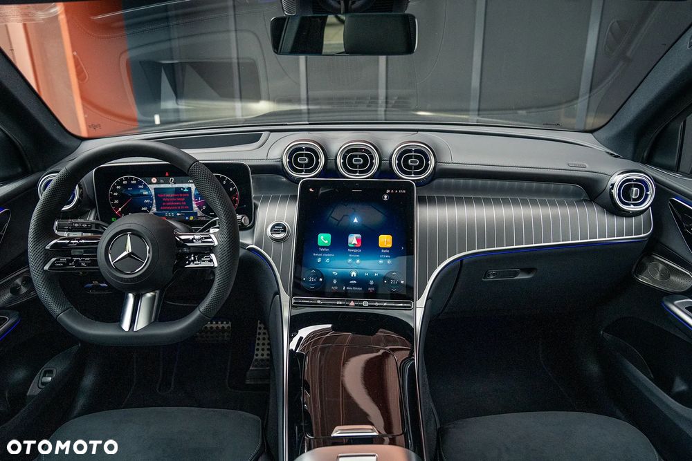 Mercedes-Benz GLC 300 mHEV 4-Matic AMG Line - 16