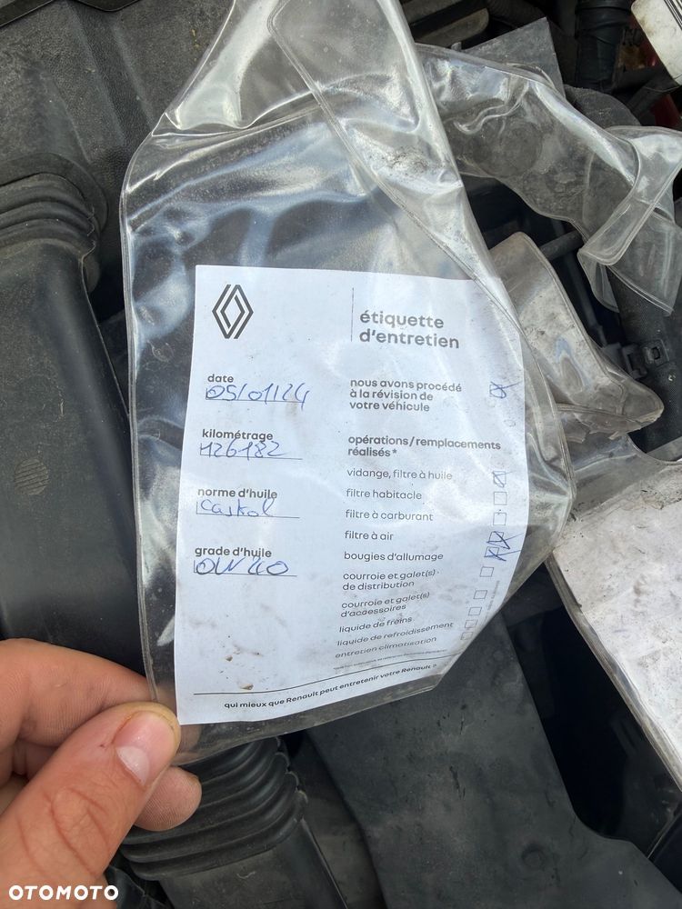 Renault Megane ENERGY TCe 205 EDC GT - 21