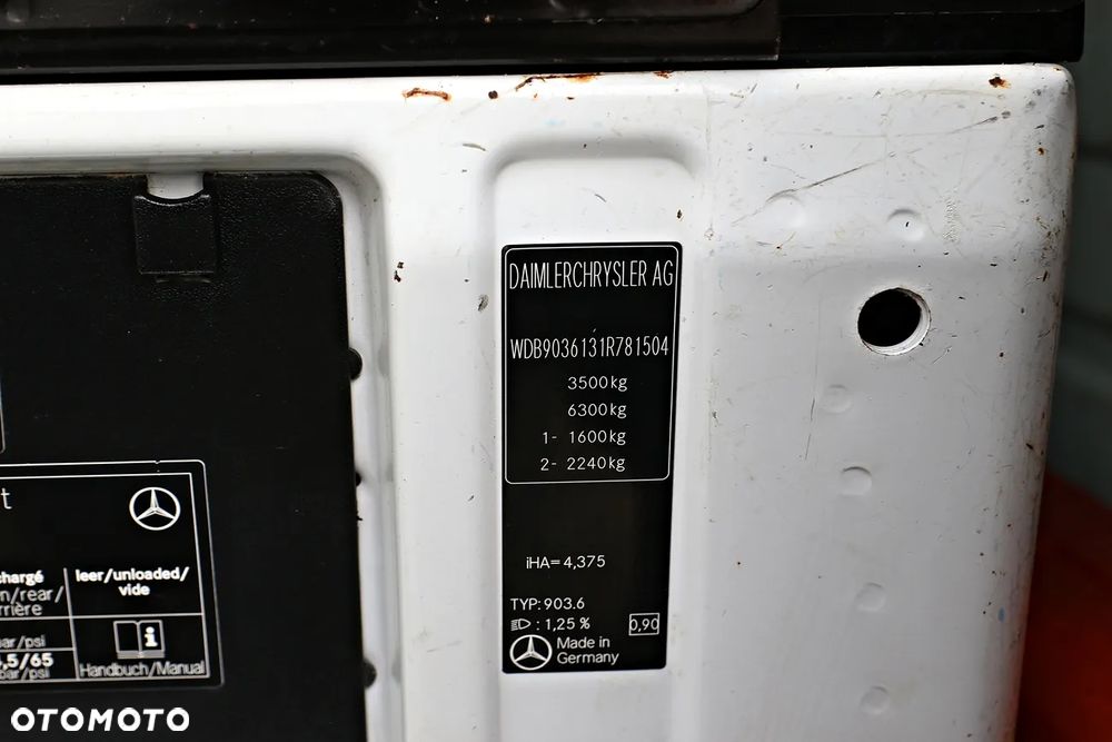 Mercedes-Benz Sprinter - 34