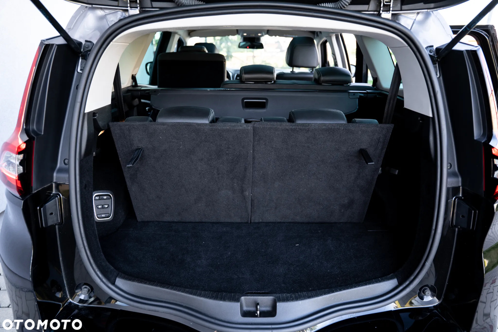 Renault Grand Scenic TCe 140 GPF BOSE EDITION - 33