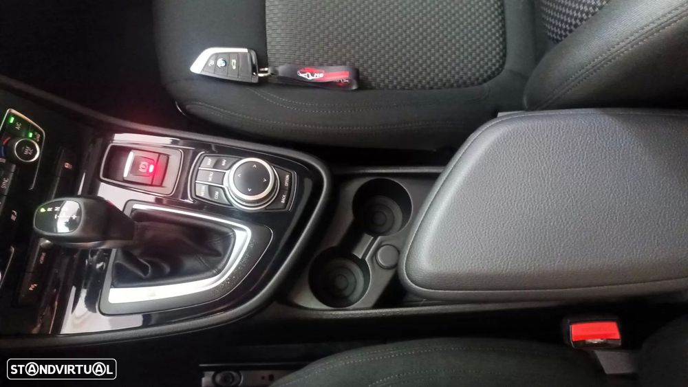 BMW 225xe Active Tourer Line Sport - 51