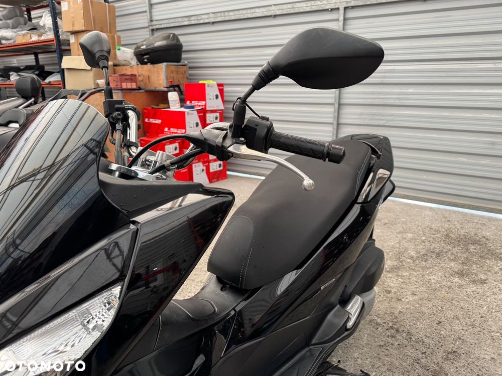 Honda PCX - 17