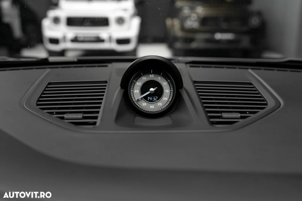 Porsche 911 911Turbo S - 19