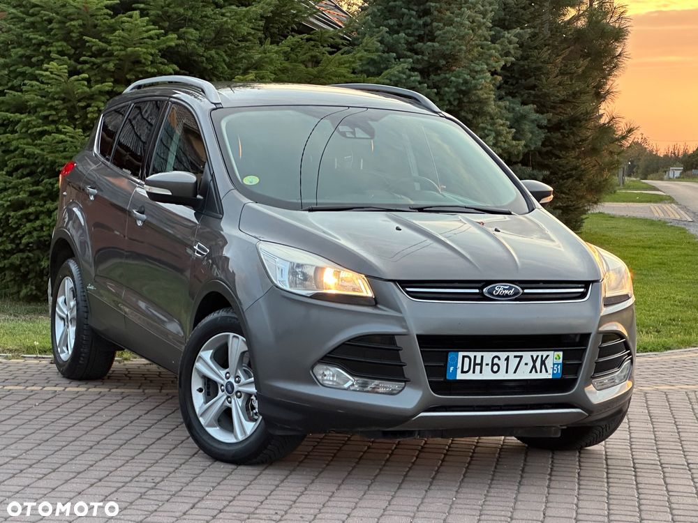 Ford Kuga 2.0 TDCi FWD Titanium - 13