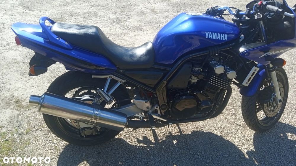 Yamaha FZS - 3
